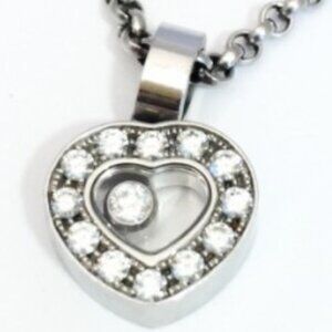 18K CHOPARD "Happy Diamond" Heart Necklace